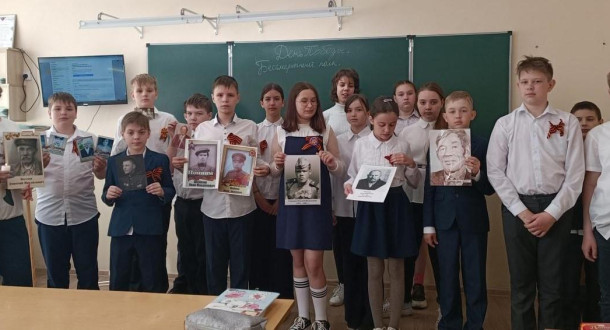 В школах